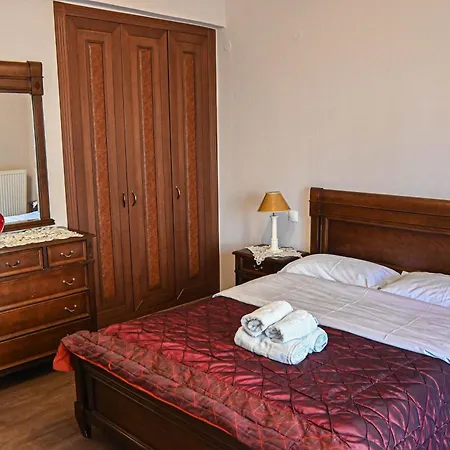 Apartment Soula's Traditional House