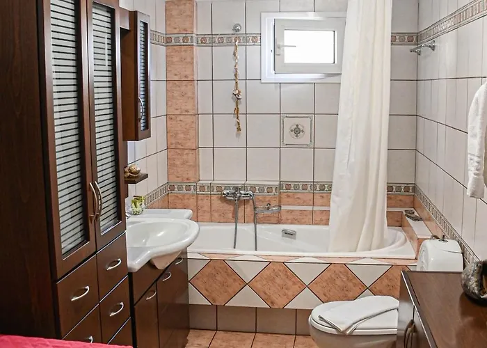 Soula's Traditional House Апартаменты Калампака